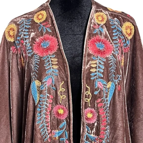 Umgee Embroidered Velvet Kimono Cover Up S/M Boho Floral Velvet Duster - Picture 2 of 8
